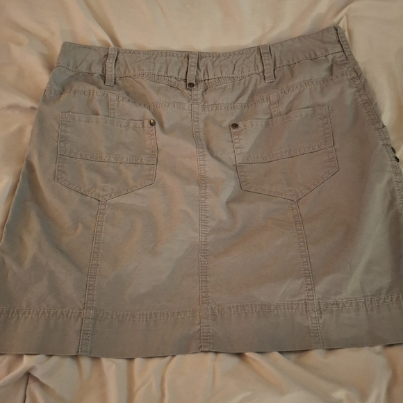 Dalia Collection Women's Light Gray Cargo Mini Skirt - Picture 7 of 8